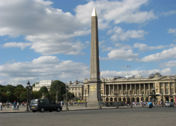 Μυστικά μηνύματα του Φαραώ Ραμσή Β’ ήταν κρυμμένα για δύο αιώνες στον οβελίσκο στο Παρίσι