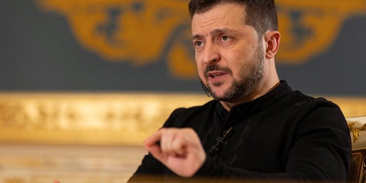 Ζελένσκι: «Αρκετές εκατοντάδες Κινέζοι πολεμούν στο πλευρό της Ρωσίας»