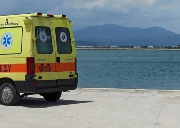 87χρονος έπεσε στη θάλασσα με το αμαξίδιό του και πνίγηκε