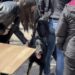 Λέσβος: Θρήνος στην κηδεία του 29χρονου λιμενικού – Συγκίνησε ο σκύλος του που στεκόταν δίπλα στο φέρετρο