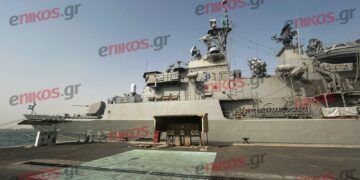 Στον Πειραιά το λαβωμένο από τους Χούθι τάνκερ SOUNION