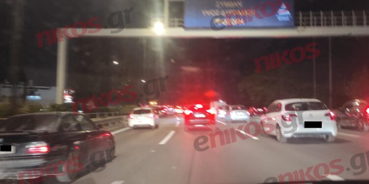 Τροχαίο με έναν τραυματία στον Κηφισό