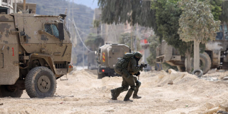 Ισραηλινοί έποικοι εξαπέλυσαν επιθέσεις σε χωριά της κατεχόμενης Δυτικής Όχθης