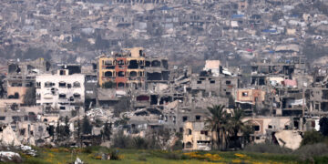 Βομβάρδισε το νοσοκομείο Νάσερ στη Λωρίδα της Γάζας