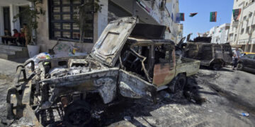 Νέες μάχες μεταξύ αντίπαλων ένοπλων ομάδων στην Τρίπολη