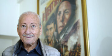 Πέθανε ο βραβευμένος σκηνοθέτης Μοχάμεντ Λάχνταρ Χαμίνα