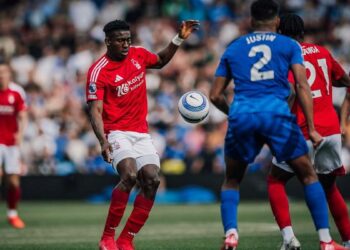 Νότιγχαμ Φόρεστ: Σε τεχνητό κώμα ο Ταϊβό Αβονίγι