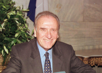 The former PASOK minister Christos Rokofyllos dies