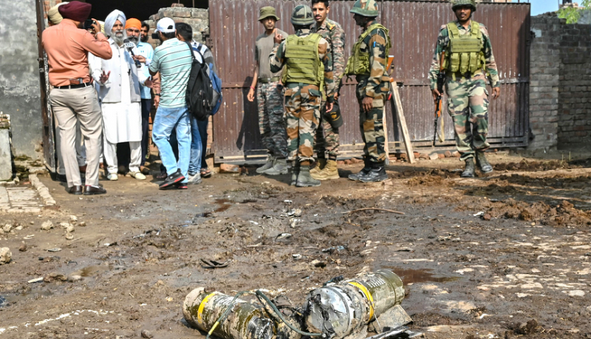 Another step toward war by India and Pakistan – They exchanged missile strikes on military bases