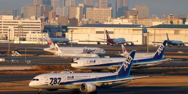 Επαναστατικές κυψέλες καυσίμου για αεροσκάφη που δεν θα μολύνουν και παράλληλα θα απομακρύνουν το διοξείδιο του άνθρακα από τον αέρα