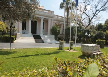 Σύσκεψη υπό τον Πρωθυπουργό στο Μαξίμου για την ασφάλεια στα Πανεπιστήμια