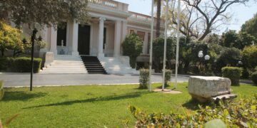 Σύσκεψη υπό τον Πρωθυπουργό στο Μαξίμου για την ασφάλεια στα Πανεπιστήμια