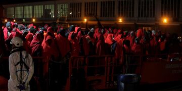 Εννιά χώρες της ΕΕ ζητούν επίσπευση απελάσεων μεταναστών που διαπράττουν εγκλήματα