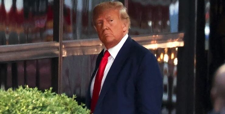 Το Voice of America, το οποίο ο Τραμπ θέλει να καταργήσει, θα επαναλειτουργήσει