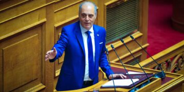 Ορισμός του θράσους η αναφορά Μητσοτάκη στην Κλαυδία και τη Γενοκτονία των Ποντίων