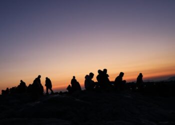 Nearly half of Greeks face financial insecurity