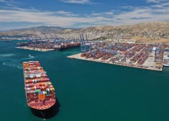 Cosco’s traffic through Piraeus port on the rise