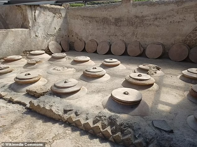 Το κρασί, την εποχή του Ιησού, ήταν πολύ διαφορετικό από αυτό που γνωρίζουμε σήμερα. Φωτογραφία: MailOnline