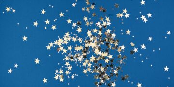 Ποιοι γιορτάζουν σήμερα 25 Μαΐου