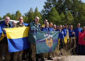 Ρωσία αντάλλαξαν άλλους 303 αιχμαλώτους πολέμου