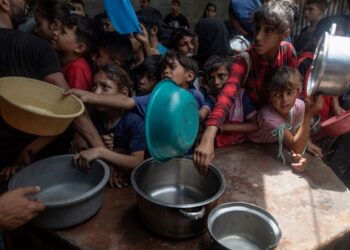 Παραιτήθηκε ο επικεφαλής MKO υποστηριζόμενης από τις ΗΠΑ που σκόπευε να διανείμει ανθρωπιστική βοήθεια