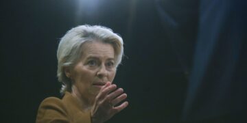 Φαστ-τρακ λύση για τους δασμούς της Ουάσιγκτον αναζητεί η Ευρώπη