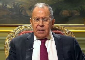 Λαβρόφ: «Η Γερμανία έχει ήδη άμεση εμπλοκή στον πόλεμο στην Ουκρανία»