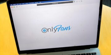 Στο τραπέζι deal ύψους 8 δισ. για την αγορά της