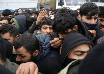 ΕΕ και Λονδίνο να πάψουν να βλέπουν τα Βαλκάνια ως αποθήκες μεταναστών