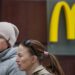 Αν αποφασίσουν να επιστρέψουν τα McDonald’s, δεν θα στρώσουμε και το κόκκινο χαλί