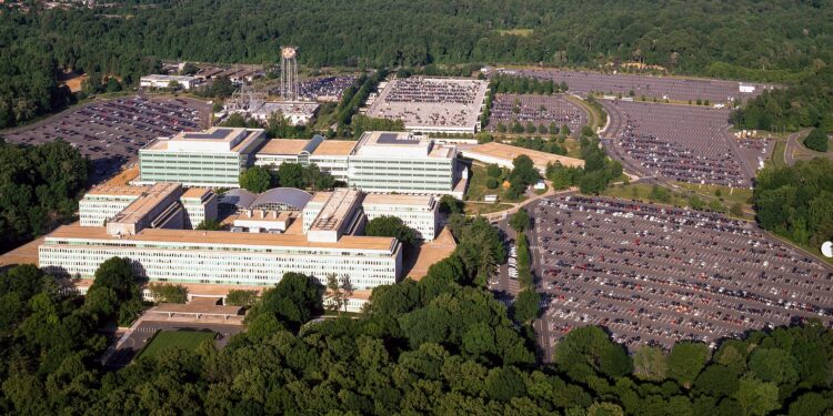 Φρουροί πυροβόλησαν άτομο έξω από τα κεντρικά γραφεία της CIA στην Βιρτζίνια