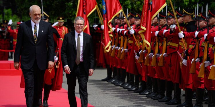 Συνομιλίες για κέντρα επιστροφής αιτούντων άσυλ,ο σε τρίτες χώρες