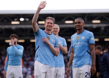 Στο Τσάμπιονς Λιγκ Μάντσεστερ Σίτι, Τσέλσι και Νιούκαστλ