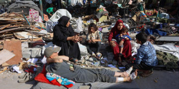 Αιματοχυσία χωρίς τέλος στη Γάζα: Τουλάχιστον 52 νεκροί σε ισραηλινούς βομβαρδισμούς