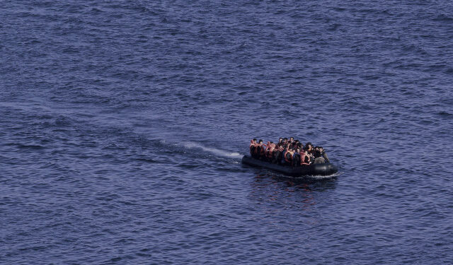 Unstoppable flow of migrants from Africa to Gavdos with over 500 arrived within 48 hours