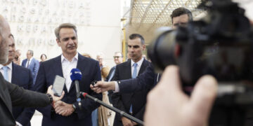 Μητσοτάκης: Επίσκεψη σε Κέντρο Αποκατάστασης στην Κερατέα