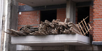 Τι προβλέπει η τροπολογία για τις οικοδομικές άδειες μετά τις υποδείξεις του ΣτΕ