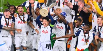 Η «Χρυσή Βίβλος» μετά την κούπα της Τότεναμ