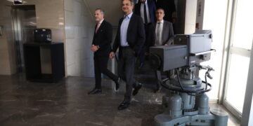 Mitsotakis’ visit to ERT: He was informed about the new digital capabilities of ERTNews and Ertflix