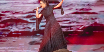 Eurovision 2025: Greece to the final with enchanting Klavdia – “For Greece,” she wrote after the nail-biting announcement (videos)