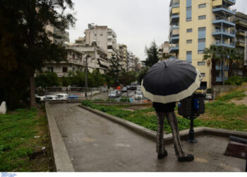 Καιρός: Επιδείνωση στην κεντρική και τη βόρεια Ελλάδα με ισχυρές βροχές και καταιγίδες