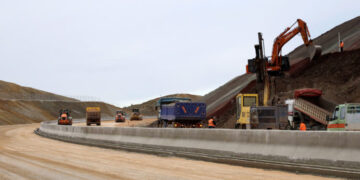 Σύσκεψη υπό τον Χατζηδάκη για τα ευρωπαϊκά κονδύλια 2028-2034