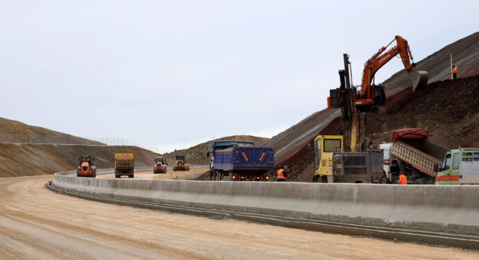 Σύσκεψη υπό τον Χατζηδάκη για τα ευρωπαϊκά κονδύλια 2028-2034