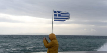 Καιρός: Ο Μάιος κάνει «ποδαρικό» σήμερα με βροχές, καταιγίδες και ισχυρούς ανέμους