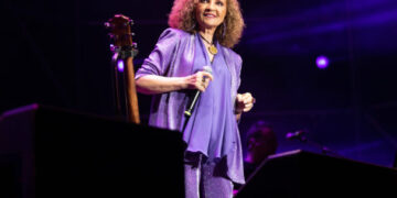 Γλυκερία: Διαψεύδει ότι δήλωσε «θα εμφανιστώ όπου με θέλουν, και στο Ισραήλ»