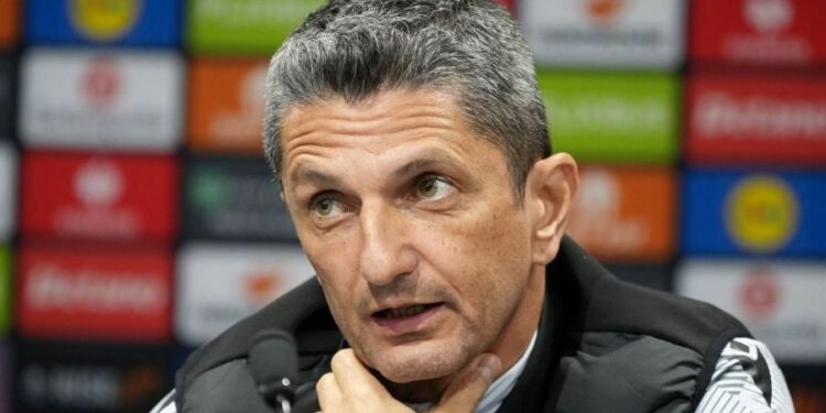 Θέμα Λουτσέσκου στον ΠΑΟΚ