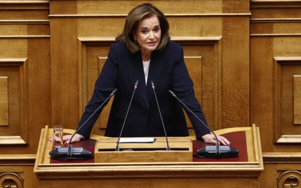 Με λύπη αποχαιρετώ έναν σημαντικό Έλληνα, έναν εξαίρετο διπλωμάτη