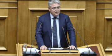 Νατσιός: Δεν θα έπρεπε να είναι τόσο εύκολο να καταδικάζουμε τους νέους που «έχουν πάρει λάθος δρόμο»