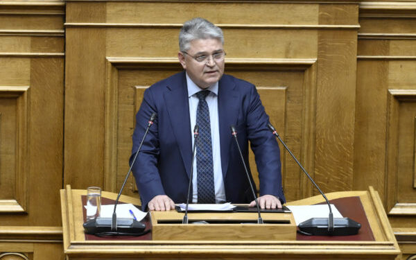 Νατσιός: Δεν θα έπρεπε να είναι τόσο εύκολο να καταδικάζουμε τους νέους που «έχουν πάρει λάθος δρόμο»