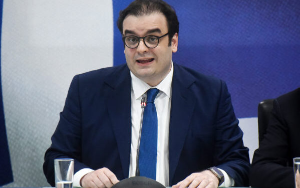 Στις Βρυξέλλες για τις συνεδριάσεις του Eurogroup και ECOFIN ο Κυριάκος Πιερρακάκης